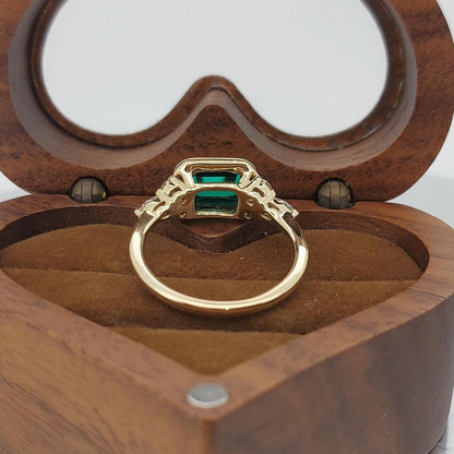 Marquise Diamond, Emerald Band
