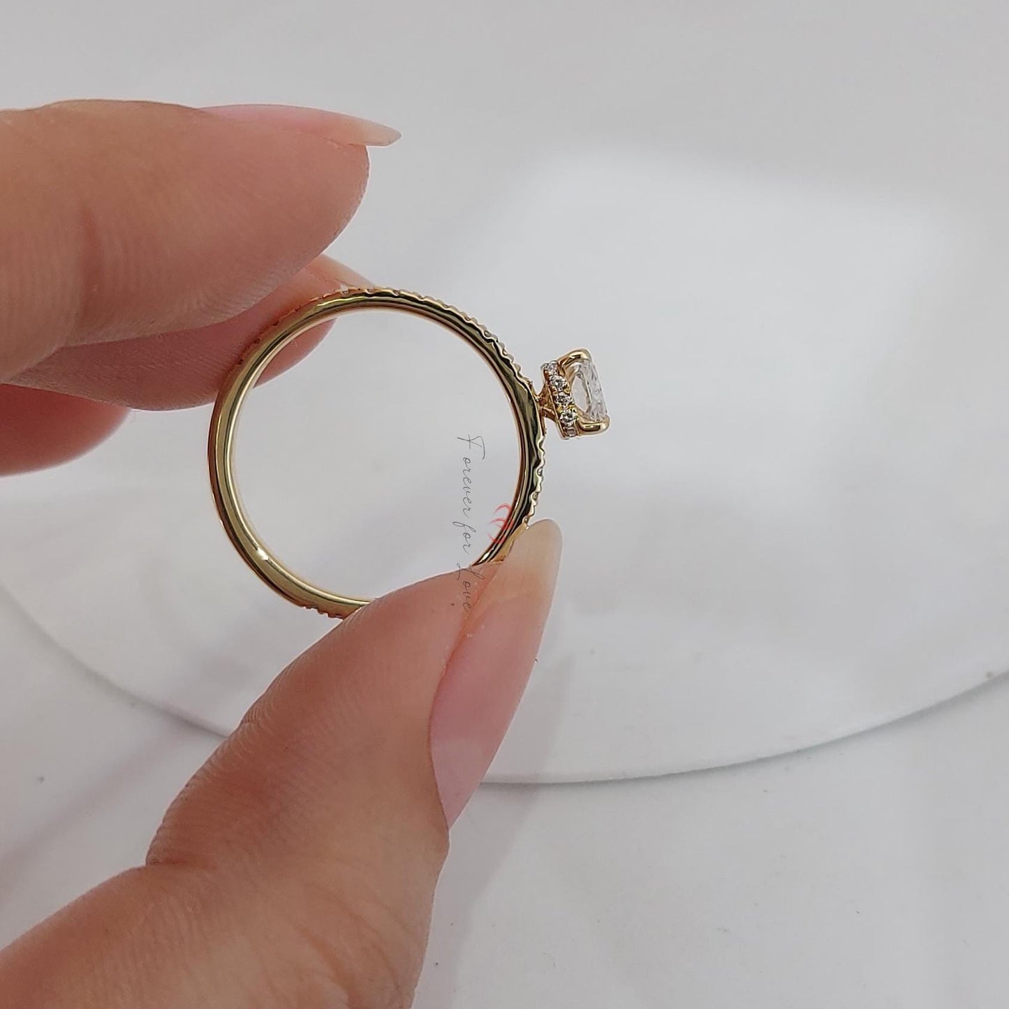 1 Karat IGI-zertifizierter Radiant-Labor-Diamant-Verlobungsring mit verstecktem Halo Radiant cut Moissanite engagement ring in 935 Argentium Silber — custom handcrafted by Forever For Love
