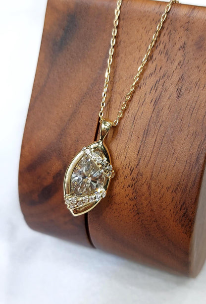 2.1 Karat IGI ZERTIFIZIERTER E, VVS2 Marquise-Schliff Laborgezüchteter Diamant-Anhänger mit Kette, Marquise Diamant-Halskette 14k Gelbgold-Kette