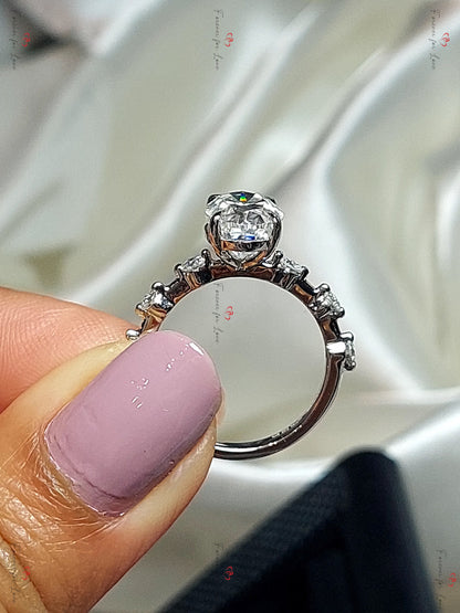 2.5 Ct Oval Moissanite Engagement Ring