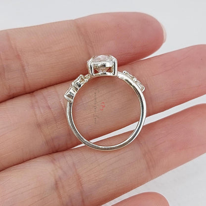 2 Ct IGI Certified Oval Lab Diamond Engagement Ring