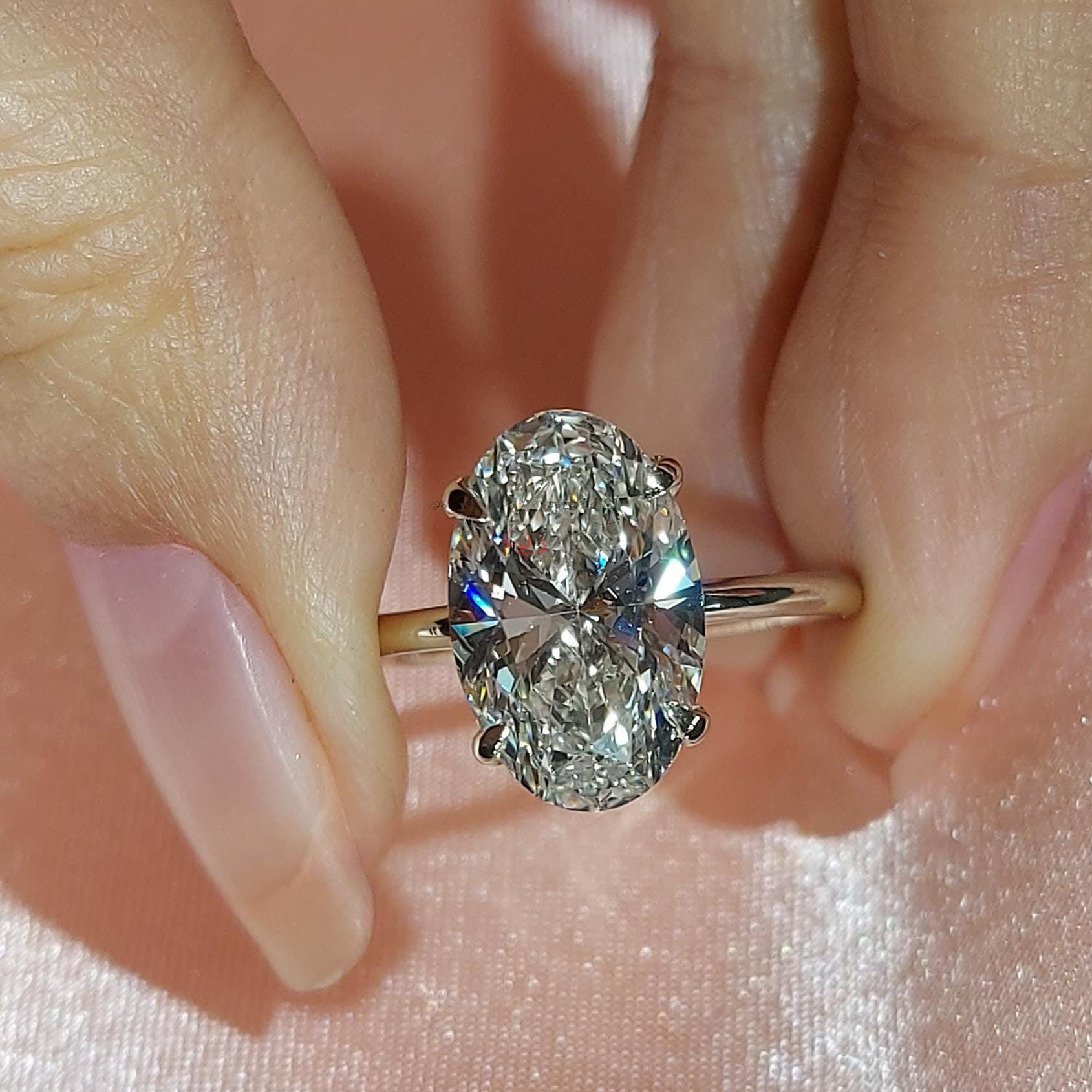 4 Ct IGI Certified Oval Diamond Engagement Ring