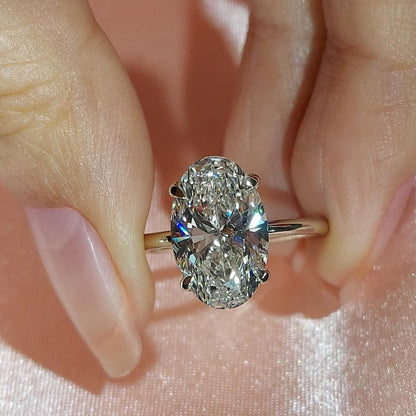 4 Ct IGI Certified Oval Diamond Engagement Ring
