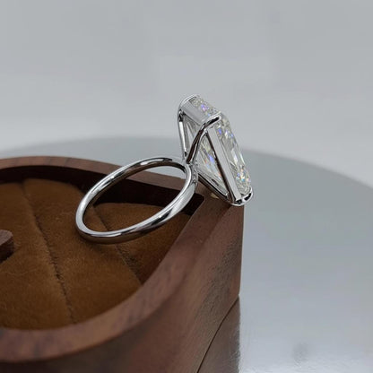 10 Ct IGI Certified Radiant Lab Diamond Solitaire Engagement Ring