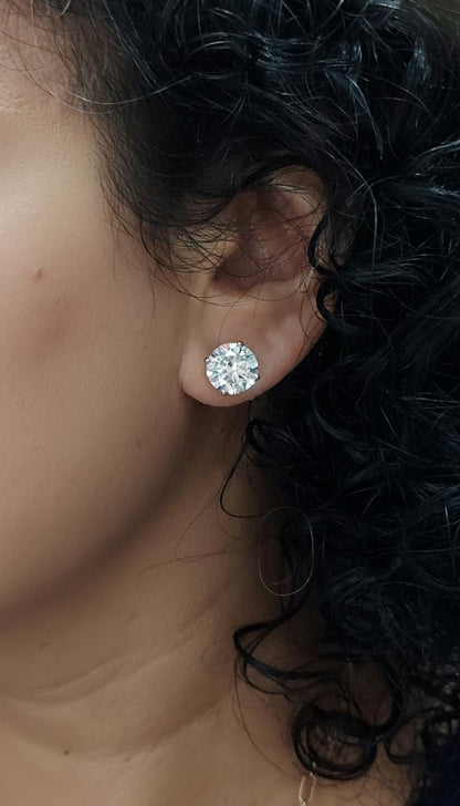 8 Karat Gesamtgewicht E Farbe VVS2 Reinheit IGI-zertifizierte runde im Labor gezüchtete Diamant-Ohrstecker, 14 Karat Weißgold, perfektes Geschenk für sie.