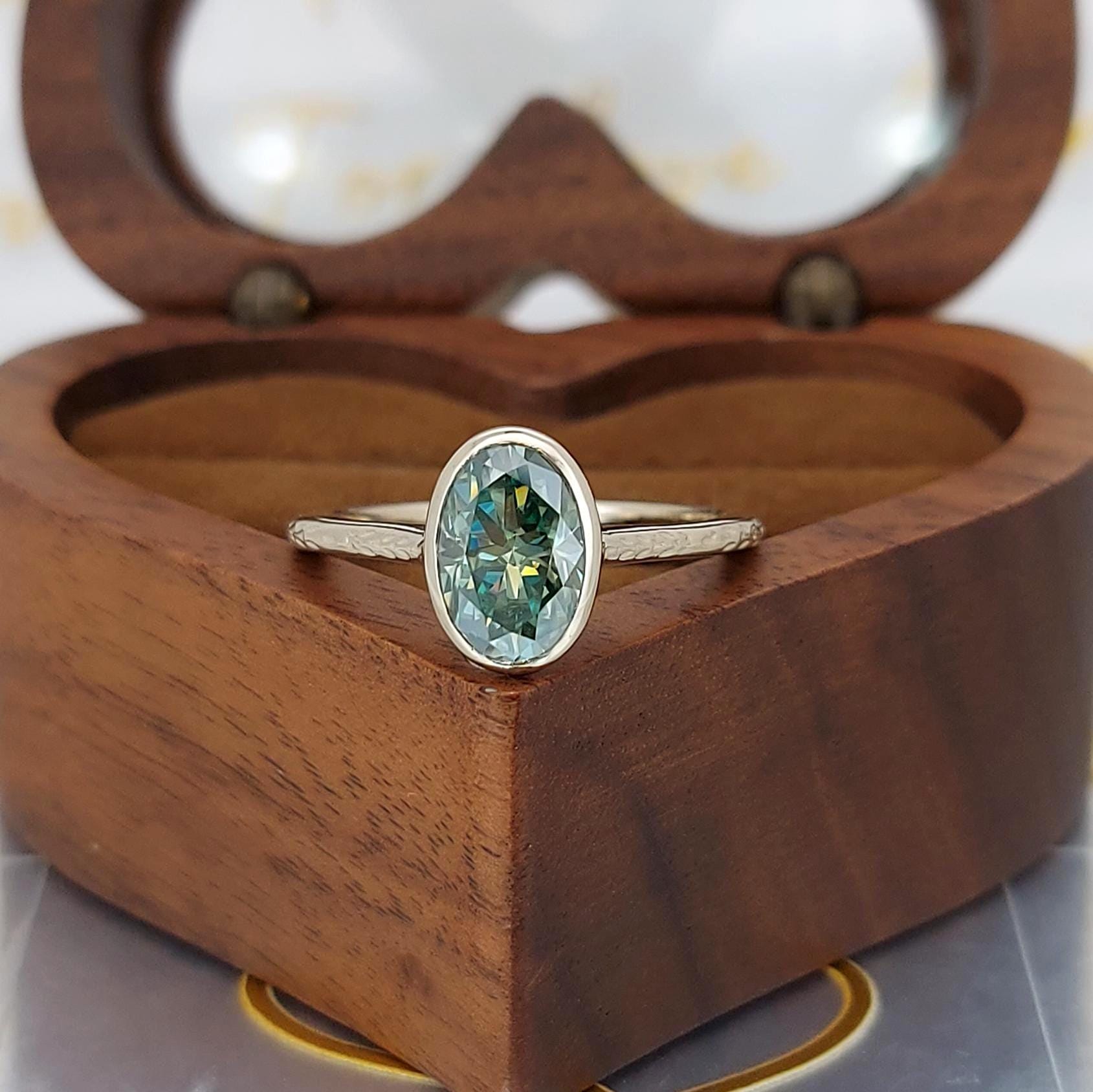 1.5 Ct Oval Moissanite Solitaire Engagement Ring