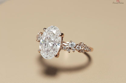 Oval Diamond, Moissanite Engagement Ring