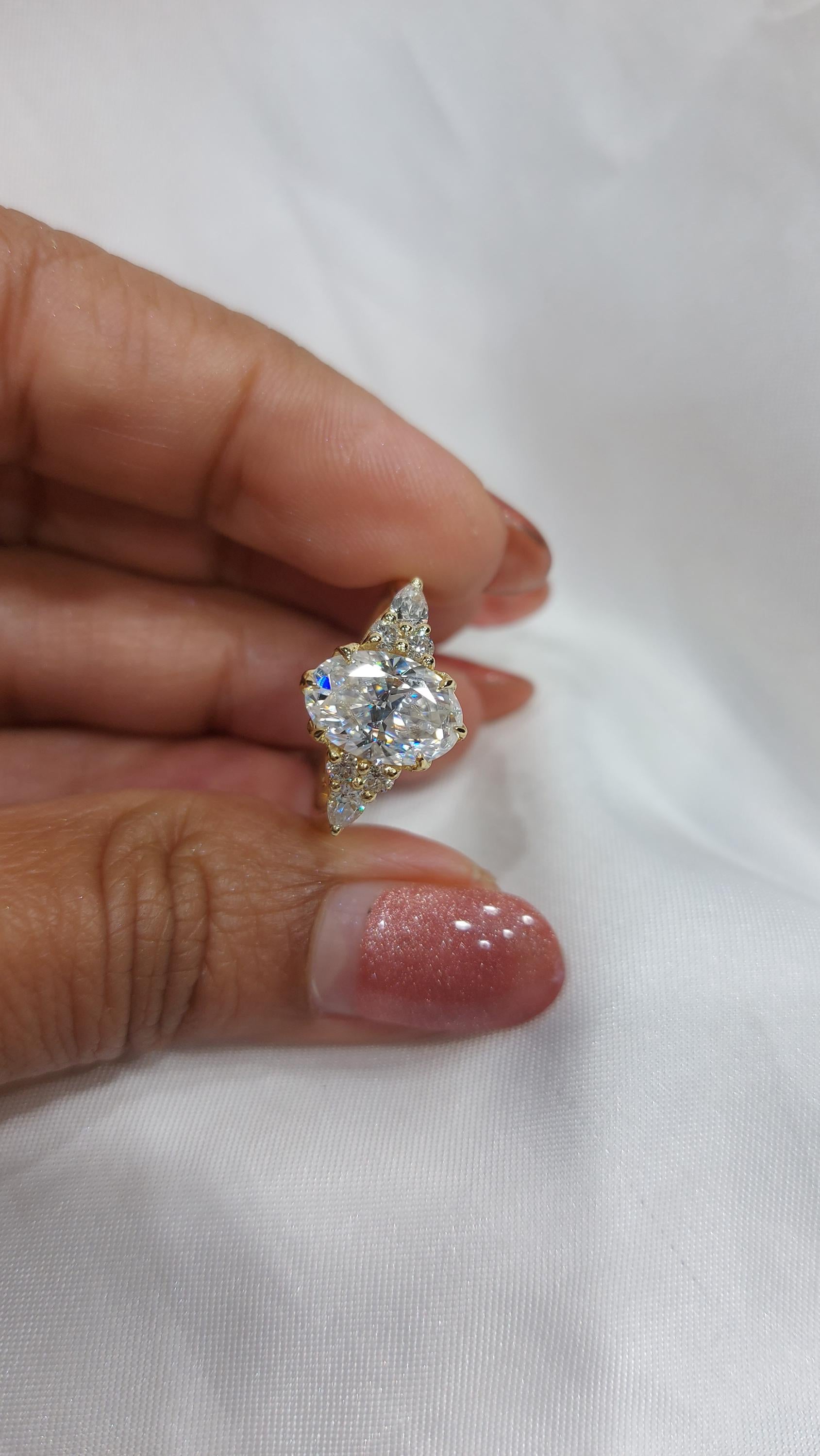 Oval Diamond, Moissanite Engagement Ring