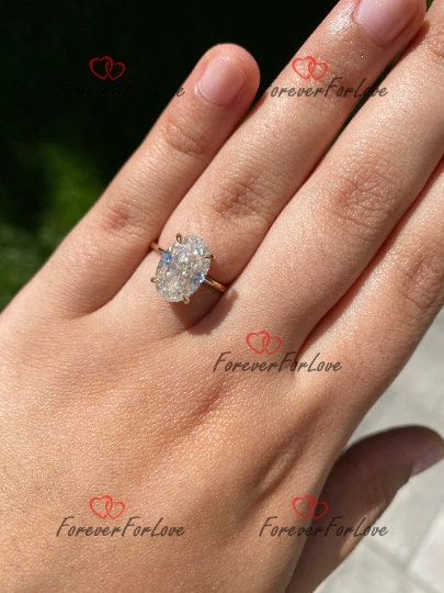 4 Ct Oval Diamond, Moissanite Halo Engagement Ring