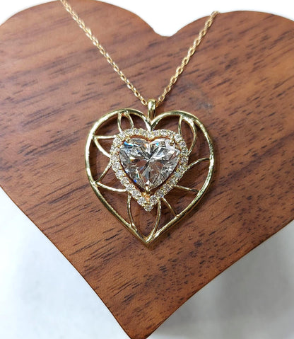 Herzförmige Diamantkette, 14 Karat Gelbgold, minimalistischer Anhänger, Labordiamant, einzigartiger Herzanhänger für Damen, besonderes Geschenk für sie.