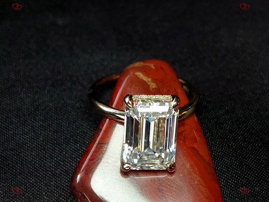 5 Ct IGI Certified Emerald Lab Diamond Solitaire Engagement Ring