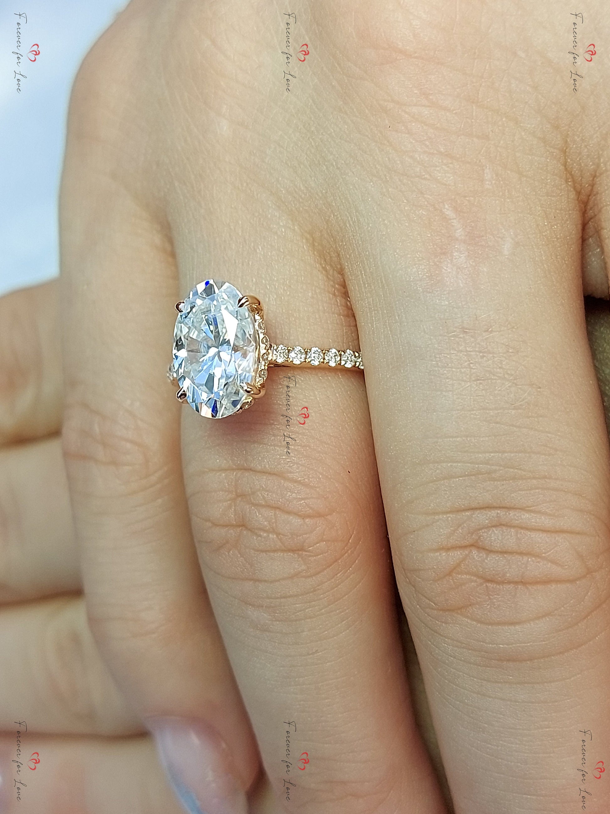Oval Cut Engagement Ring, 3Ct moissanite oval Engagement in Solid Gold, Elongated Oval Engagement Ring, Modern Engagement Ring.