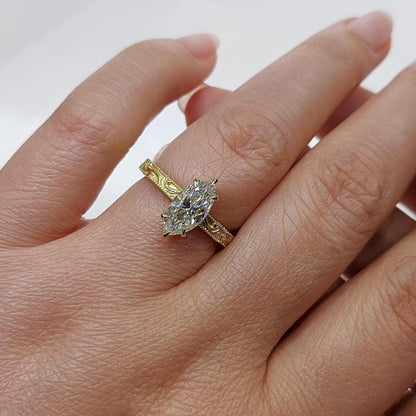 1.0 Ct IGI Certified Oval Lab Diamond Engagement Ring