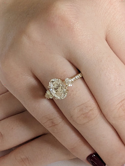 2 Ct IGI Certified Oval Lab Diamond Engagement Ring