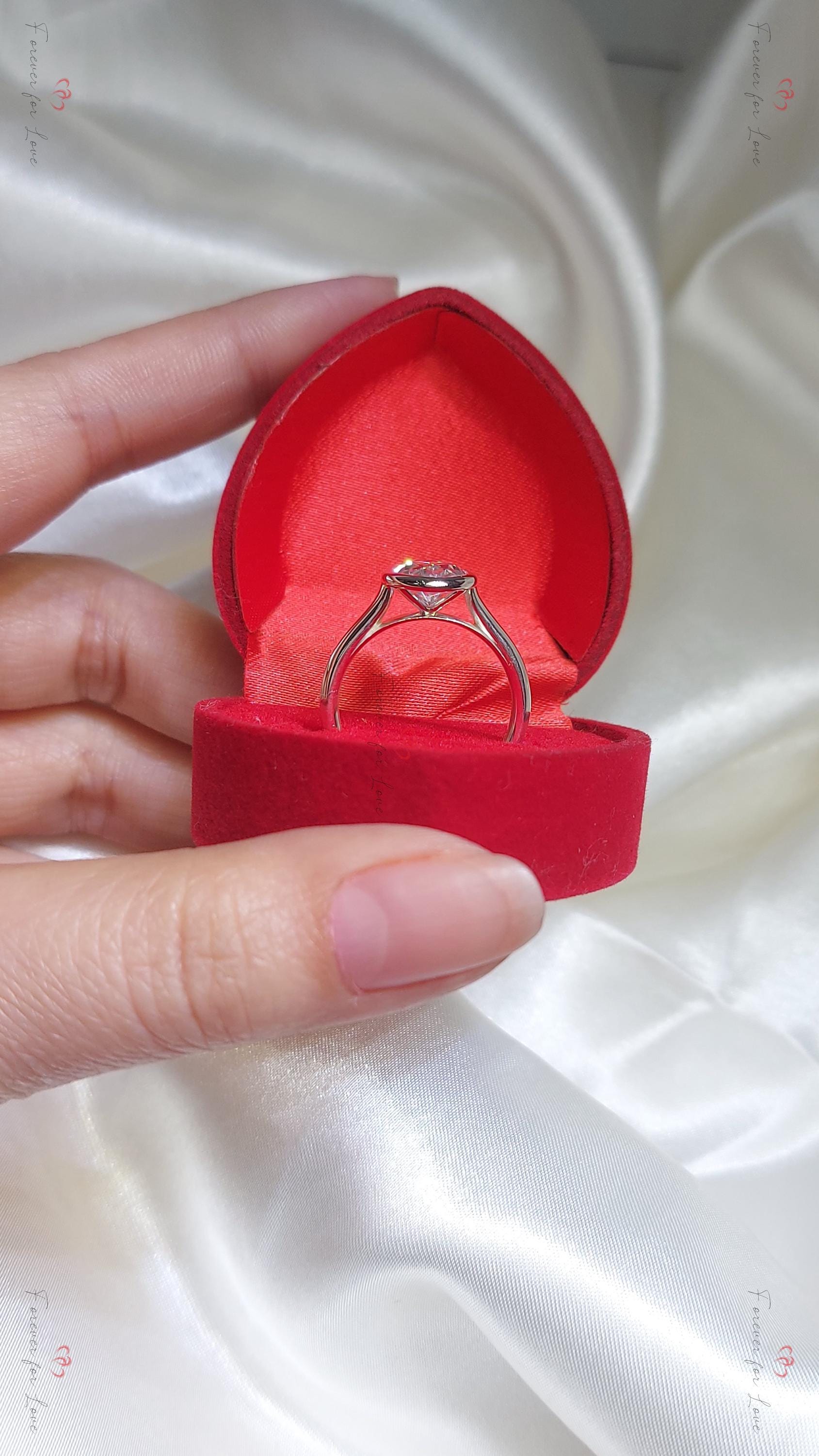 4 Ct Oval Moissanite Halo Engagement Ring