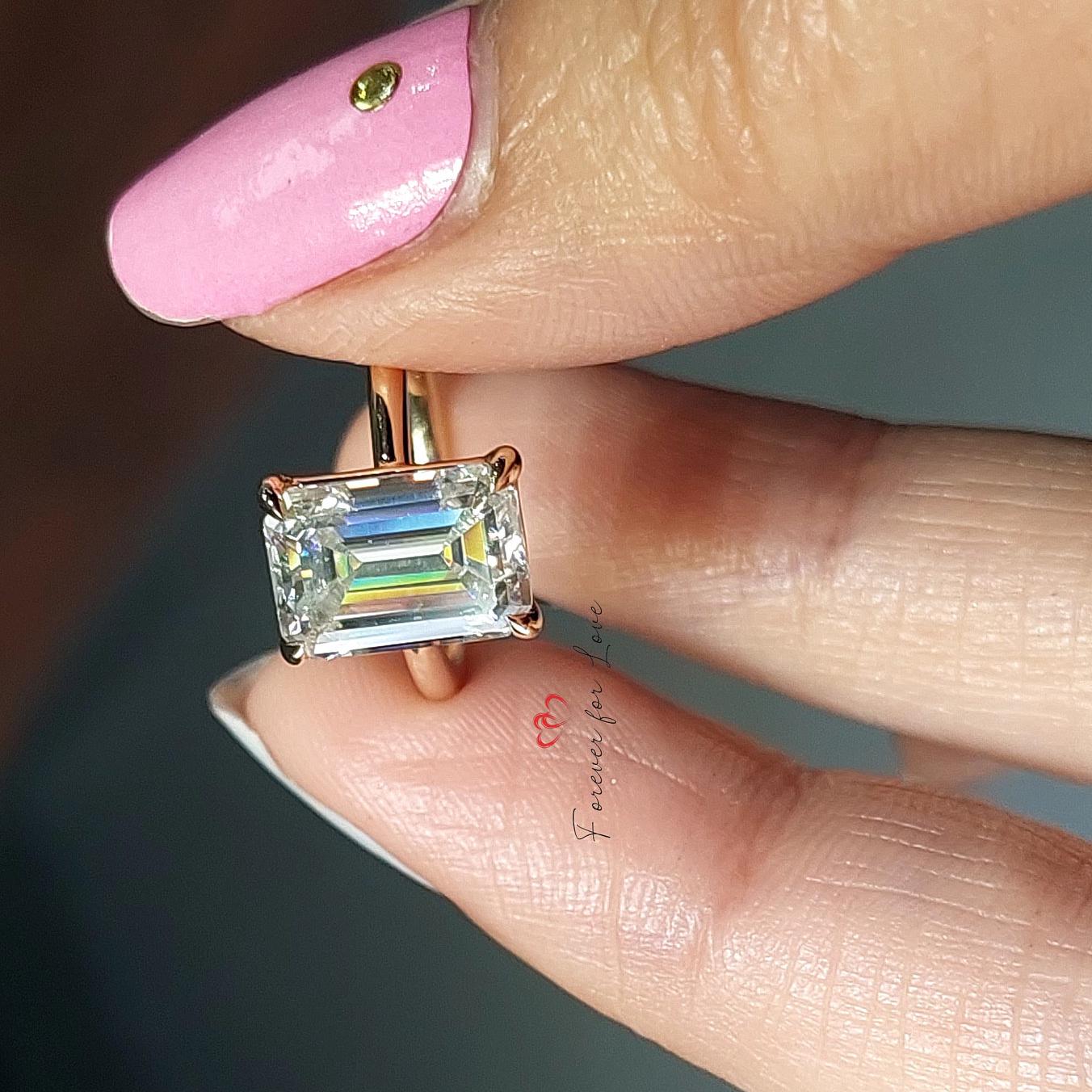 3 Karat Smaragd-Diamant, Moissanit, Smaragd Solitär Verlobungsring Emerald cut Moissanite engagement ring in 935er Argentium Silber — custom handcrafted by Forever For Love