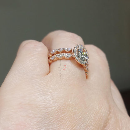 4.5 Ct Oval Diamond Halo Engagement Ring