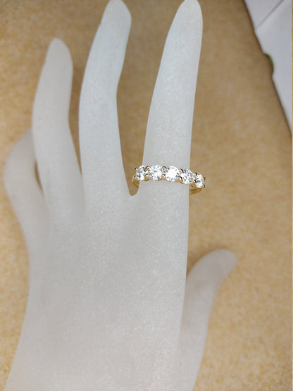 2 Ct Round Moissanite Wedding Band