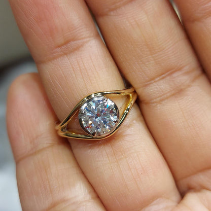 1 Ct IGI Certified Round Lab Diamond Solitaire Engagement Ring