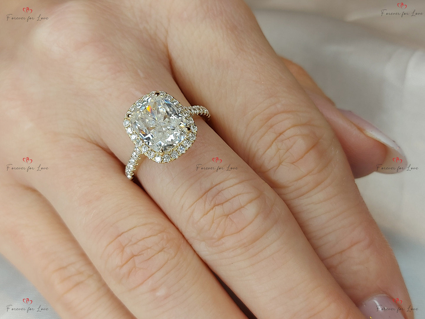 Bague de fiançailles auréole cachée moissanite, diamant coussin Cushion cut 1Ct Moissanite taille brillant engagement ring in Gold or Platinum — custom handcrafted by Forever For Love