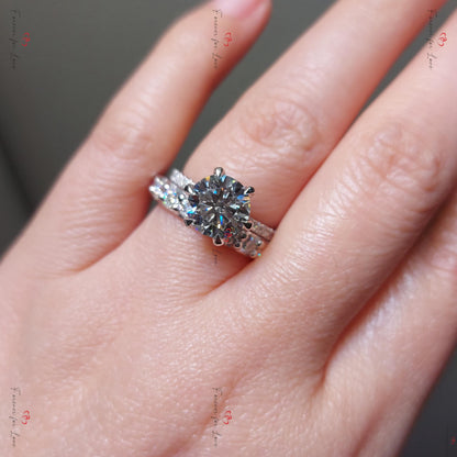 2.5 Ct Round Lab Diamond Engagement Ring