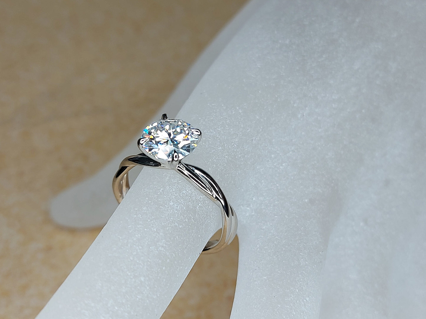 Bague de Fiançailles Solitaire en Diamant Naturel Rond 1 Carat Round cut 1Ct Moissanite taille brillant engagement ring in Gold or Platinum — custom handcrafted by Forever For Love