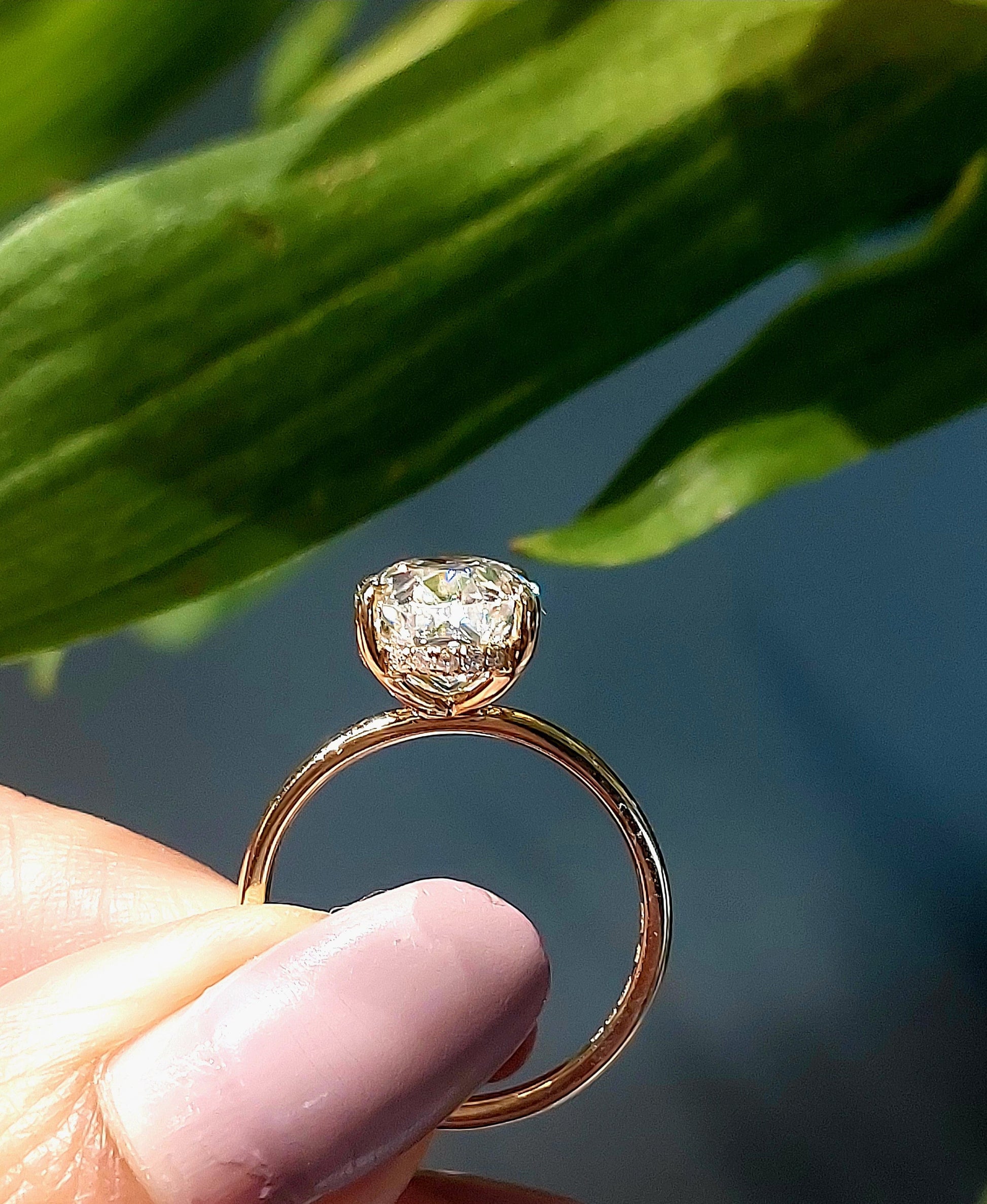 4 Ct Oval Diamond, Moissanite Halo Engagement Ring