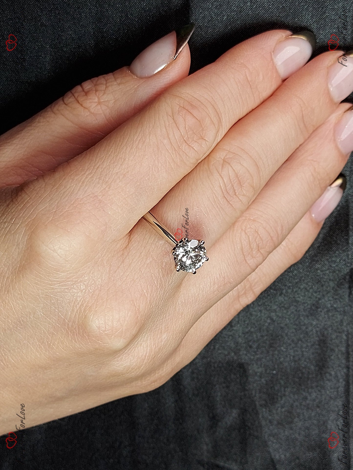 1,9 Karat runder Labor-Diamant Solitär Verlobungsring Round cut Moissanite engagement ring in 935 Argentium Silber — custom handcrafted by Forever For Love