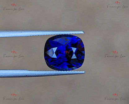 Natural Royal Blue Sapphire 5 Carats, Cushion Shape Loose Gemstone, 9.5 x 8.4 x 7.3mm, Custom Jewellery Gift for Her