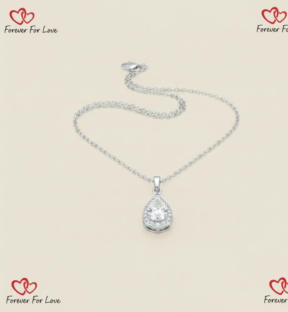 Birnenförmiger Diamantanhänger Einzigartiger Halo-Diamantanhänger für Damen Birnenförmiger im Labor gezüchteter Diamantanhänger als Geschenk zum Jahrestag und Geburtstag für Ehefrauen Moissanite engagement ring in Gold or Platinum — custom handcrafted by Forever For Love