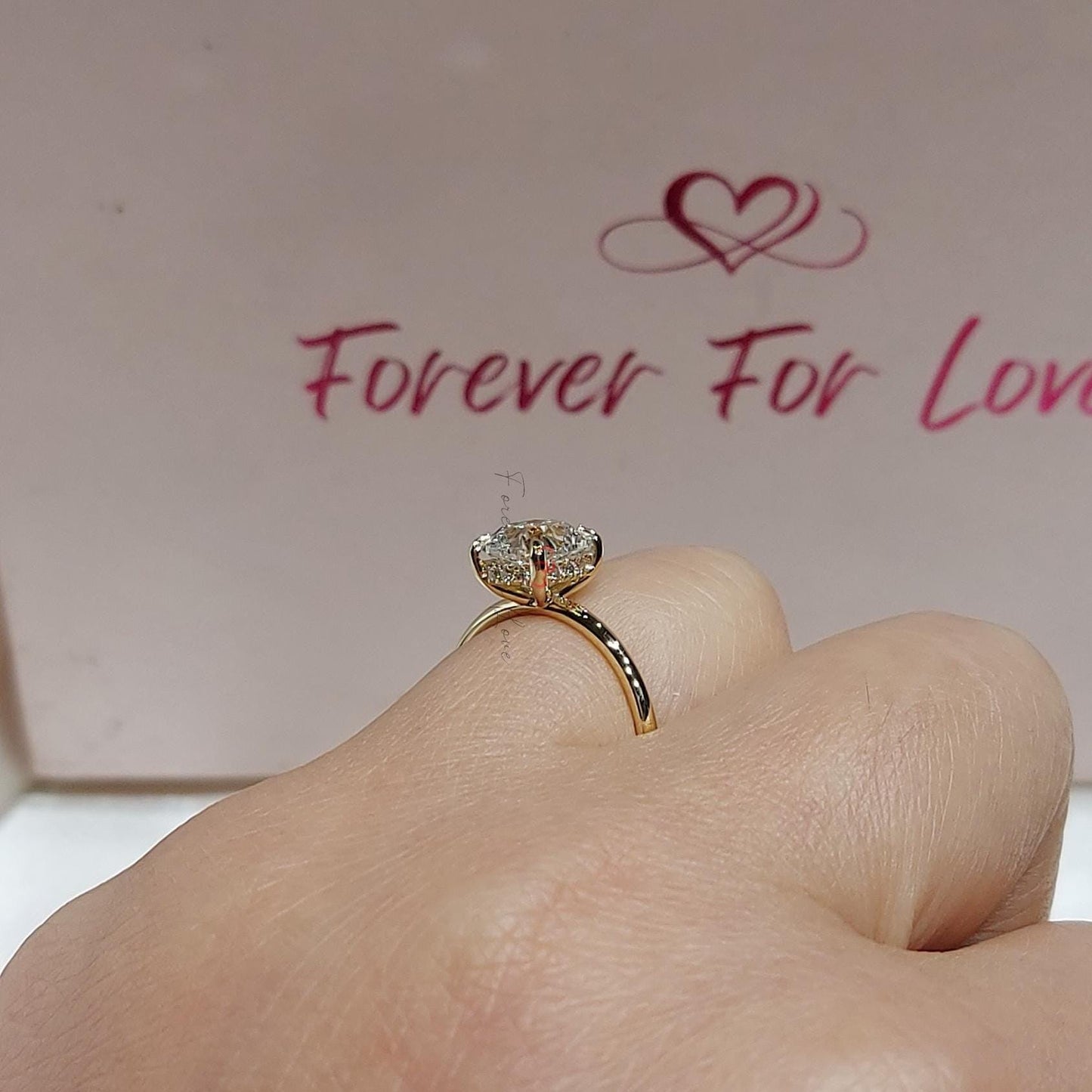 Bague de fiançailles halo caché avec diamant de laboratoire Old Mine certifié IGI – Personnalisable Cushion cut 1Ct Moissanite taille brillant engagement ring in Gold or Platinum — custom handcrafted by Forever For Love
