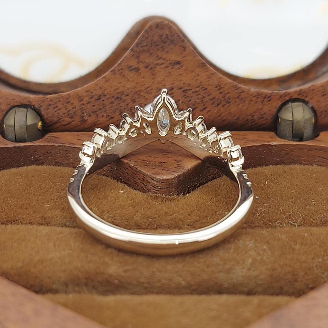 Marquise Labor-Diamant Halb-Ewigkeitsband Marquise cut Moissanite engagement ring in 935er Argentium Silber — custom handcrafted by Forever For Love