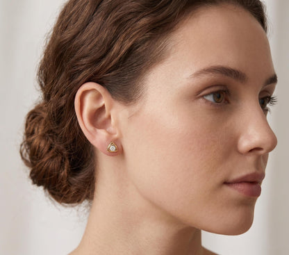 14k Lab Grown Diamant Dreieck Ohrstecker, Minimalistische Gold Geometrische Ohrstecker, Runde Lab Grown Diamant Ohrringe, Zarter Alltagsschmuck