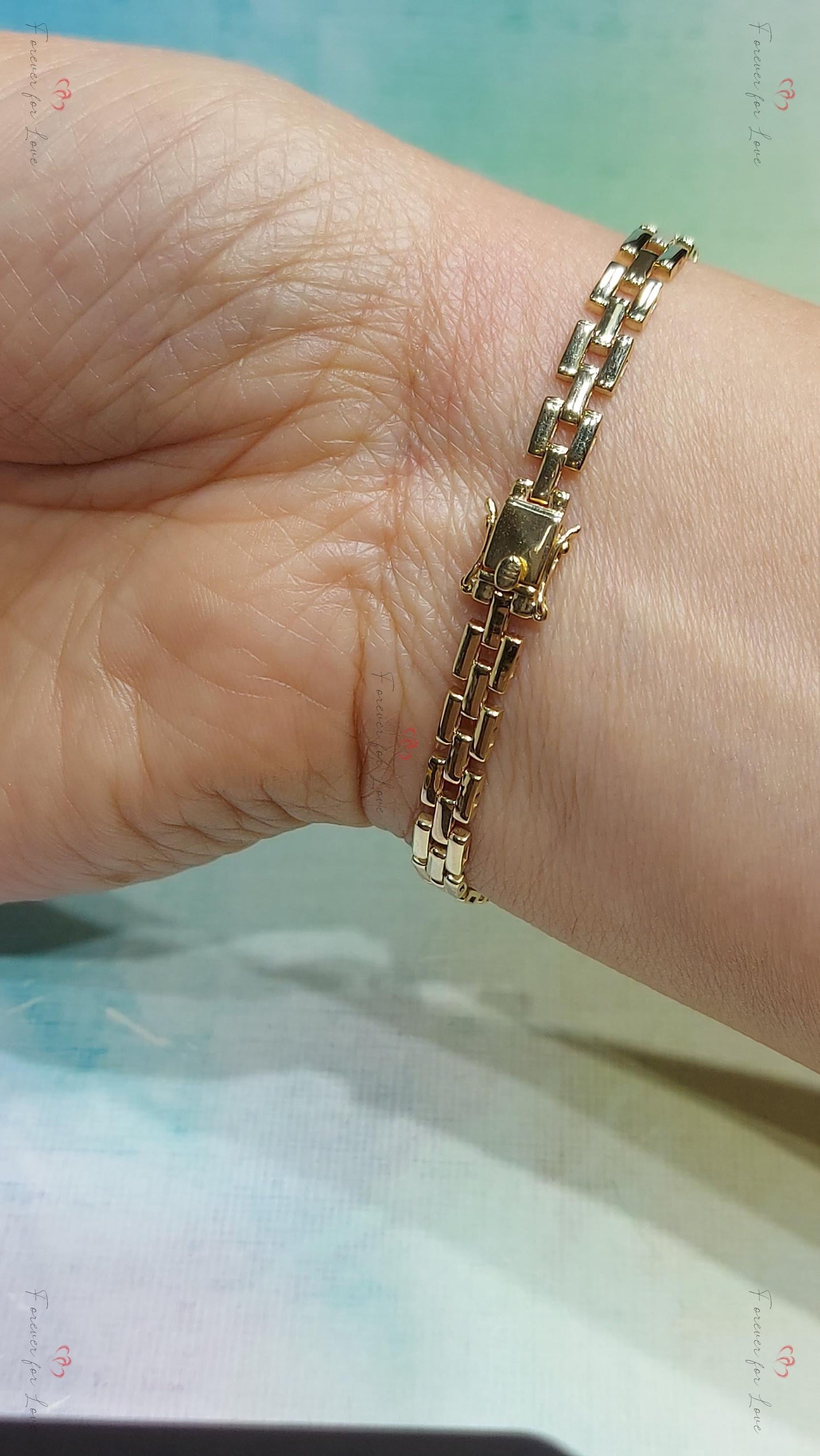 14k Gold 3mm italienisches Schlangenketten-Armband | Fischgrät-Armband, flaches Ketten-Armband, Stapelarmband, schicker Schmuck, Abschlussgeschenk für sie Moissanite engagement ring in Gold or Platinum — custom handcrafted by Forever For Love