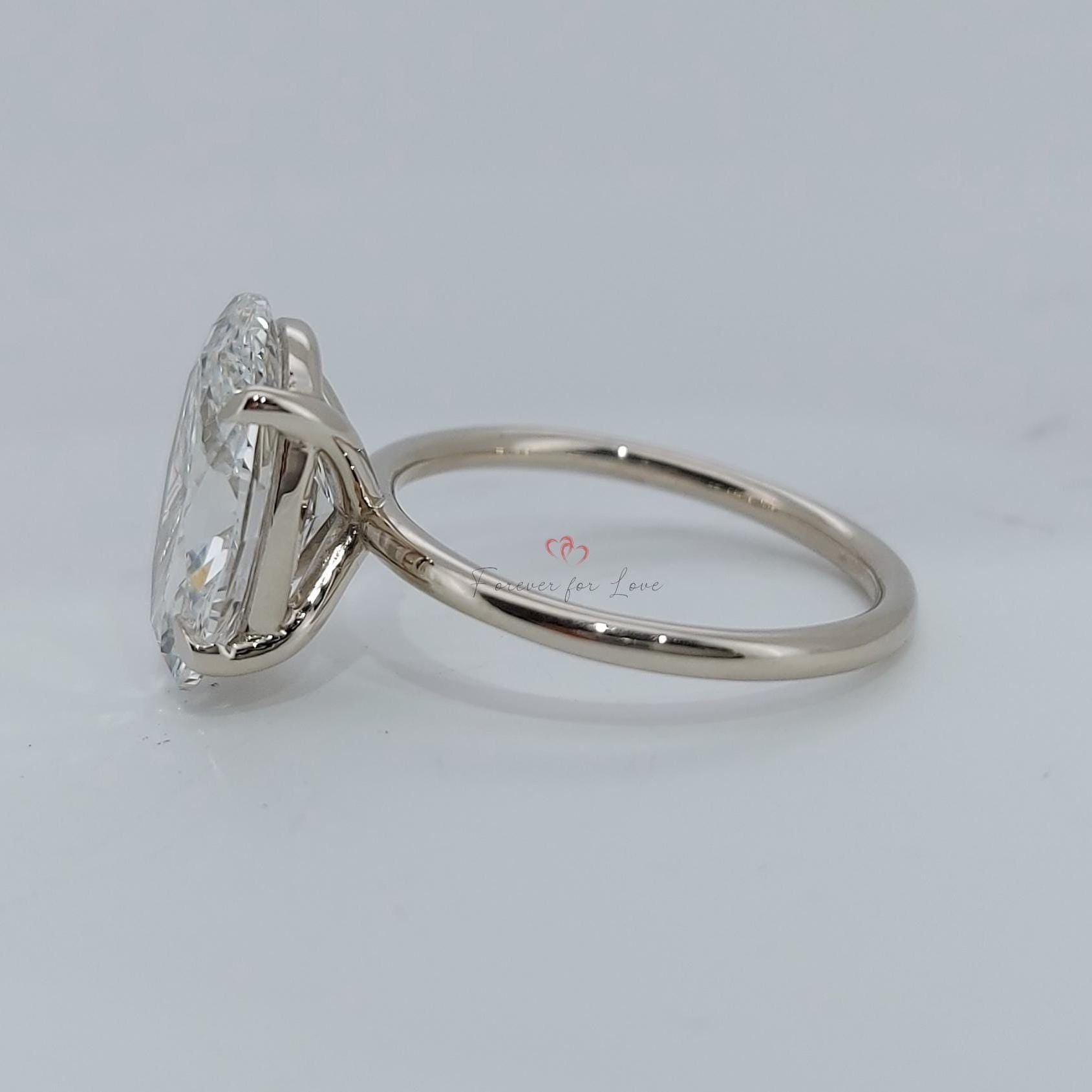 4 Ct IGI Certified Oval Diamond Engagement Ring