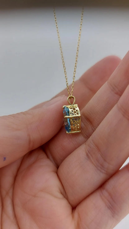 Ocean Dream | 4 Carat Cushion-Cut Aquamarine Pendant Necklace Forever For Love