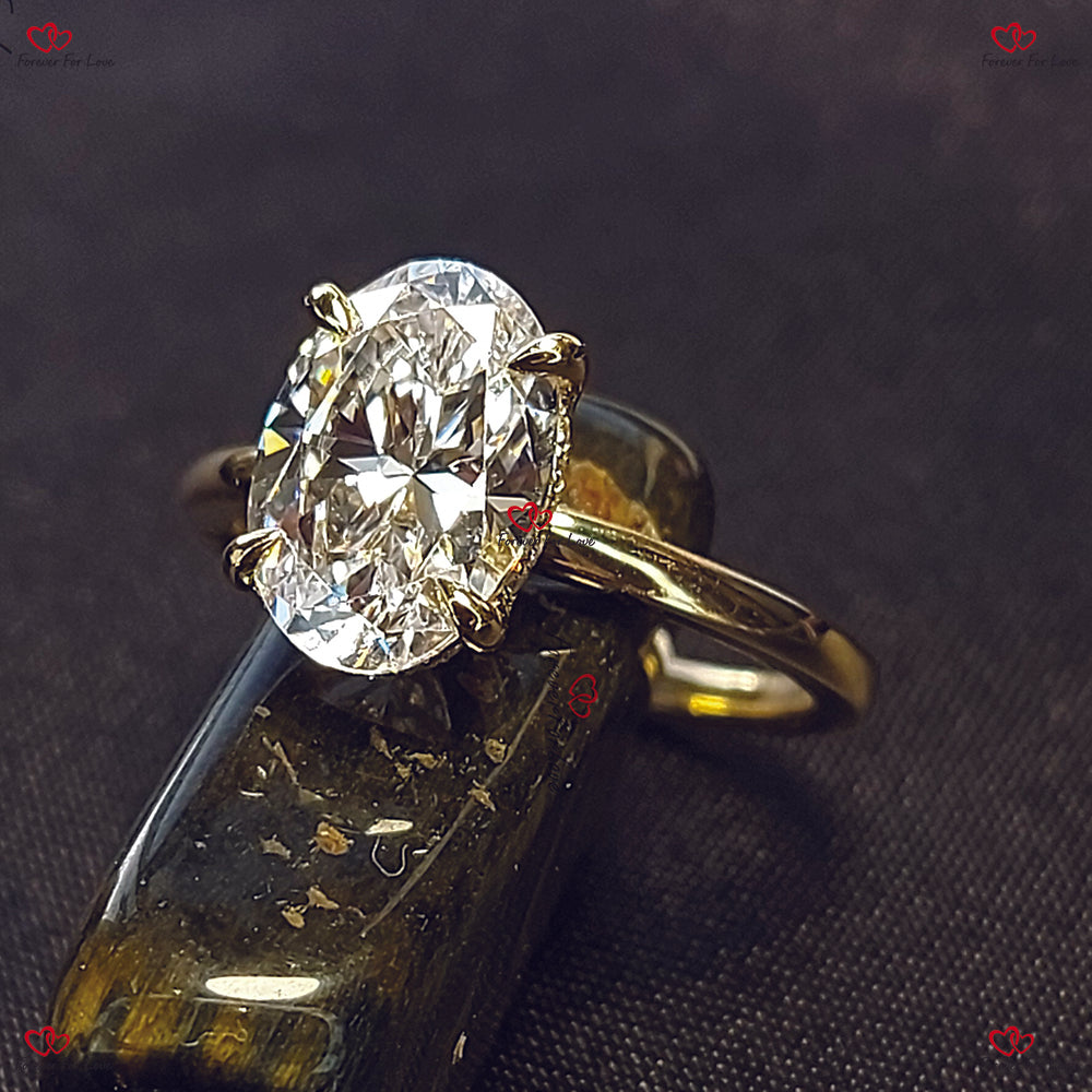 Crushed Ice Oval Moissanite Engagement Ring