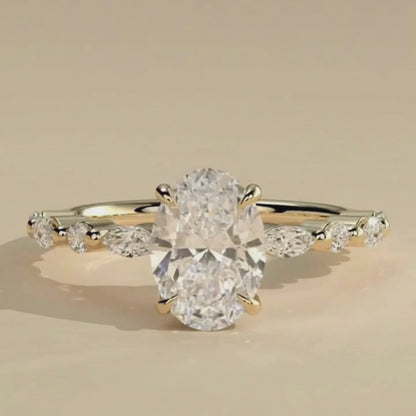 Bague en diamant taille ovale avec bande en diamant marquise vintage