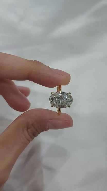 4-Prong Oval Halo Engagement Ring