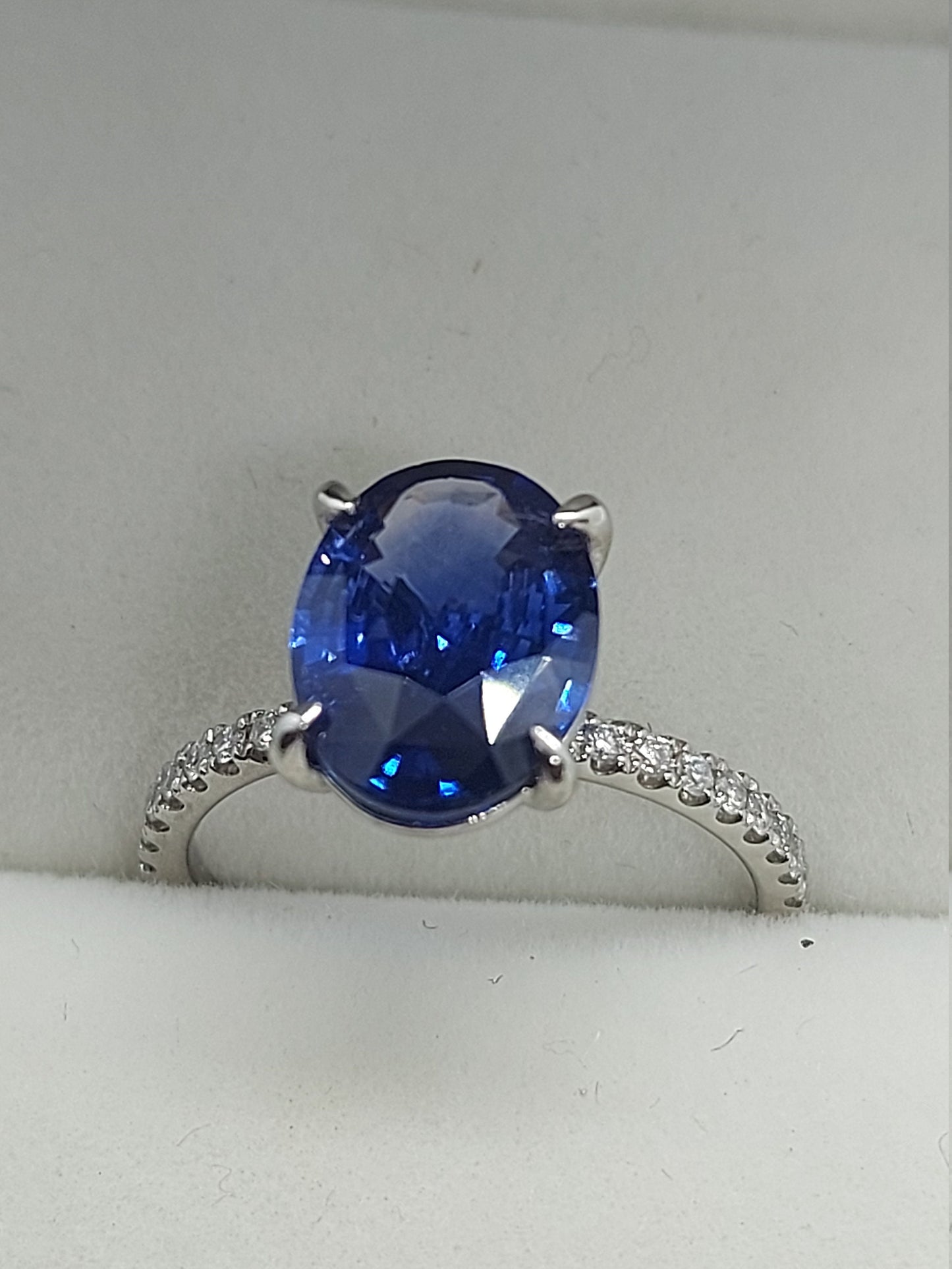 Blue Sapphire Oval Engagement Ring, Oval Sapphire diamond ring solid white gold,  2.8Ct Royal Blue sapphire ring.